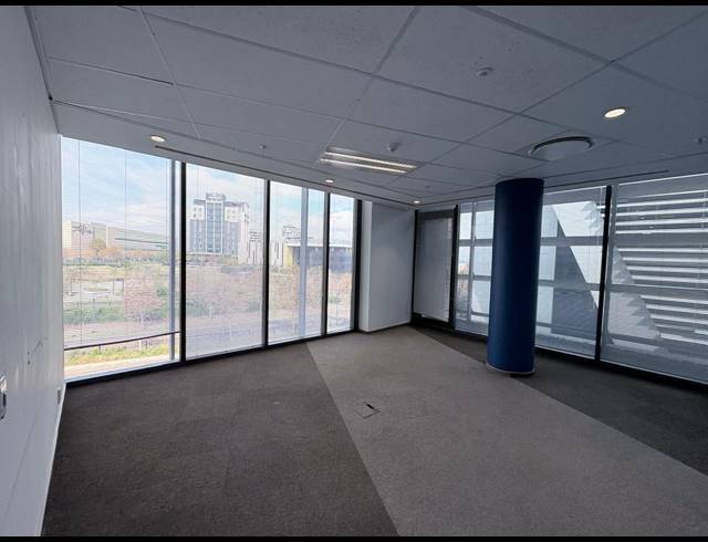 1,500M² OFFICE TO LET IN WATERFALL